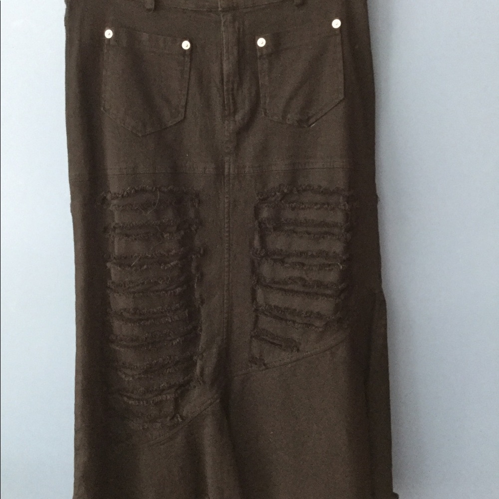 Le doux denim midi skirt